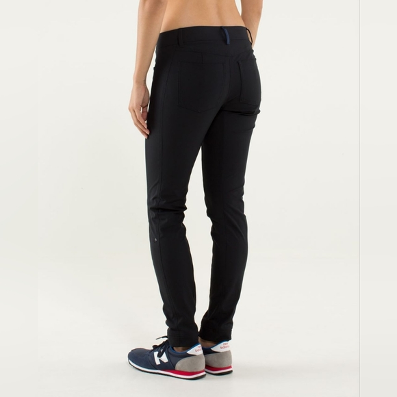 Lululemon Rare Women's Black Urbanite Pants - Picture 4 of 14
